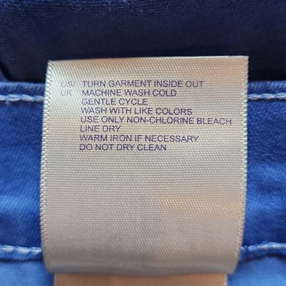 NYDJ Bright Blue Dayla Wide Cuff Capri Jeans Size 10 - Picture 13 of 14